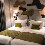 Wagram Hotel Paris