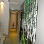 Wagram Hotel 3*