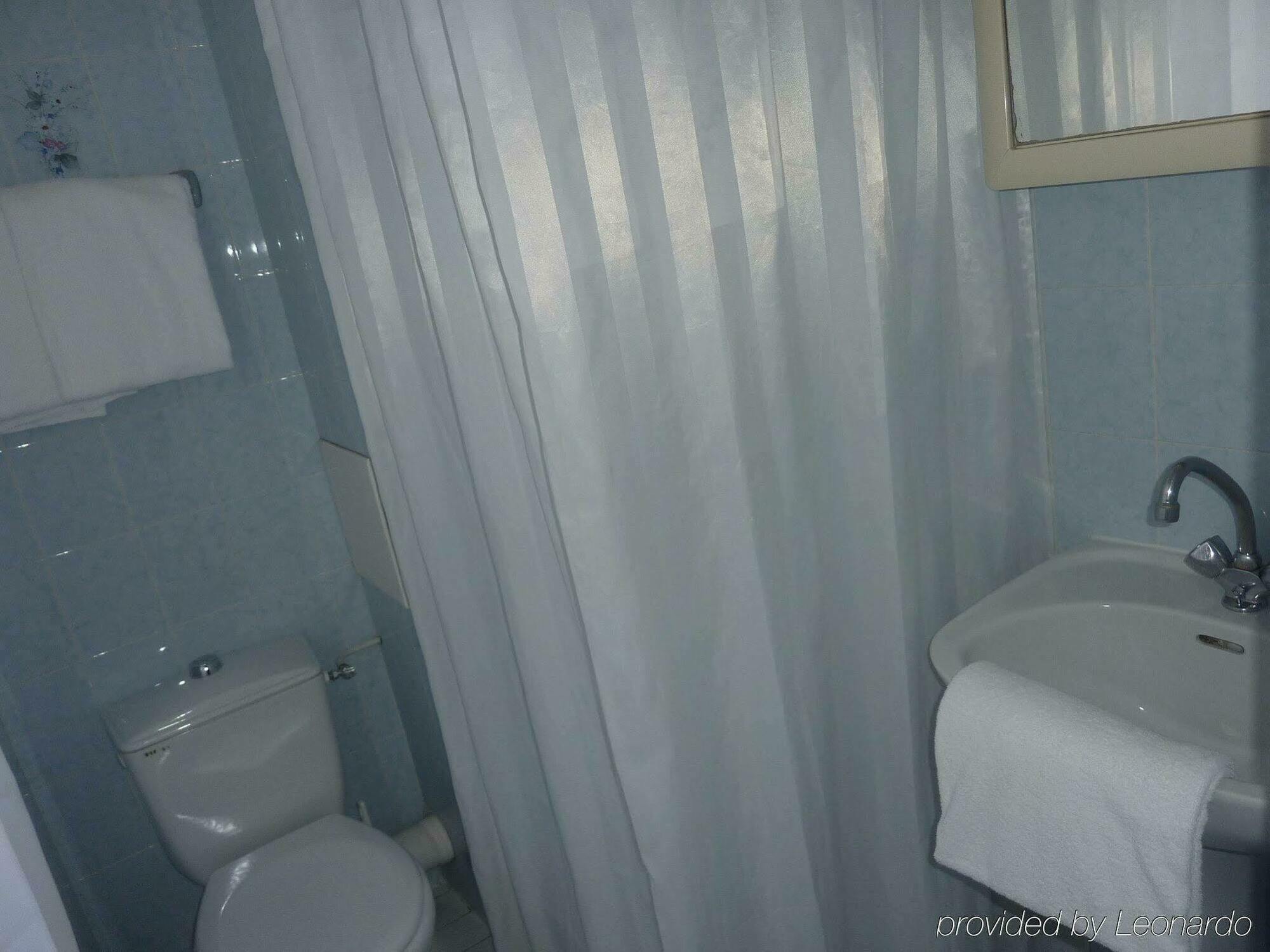 Hotel Wagram Paris